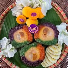 Bánh tét lá cẩm Cần Thơ